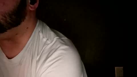 Handsomedaddy198923 online show from 17, 4, 2026