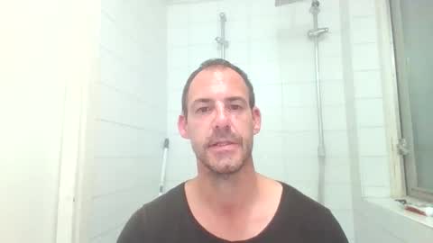 handsomeguy4ever online show from 25, 9, 2025