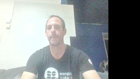 handsomeguy4ever online show from 23, 10, 2025