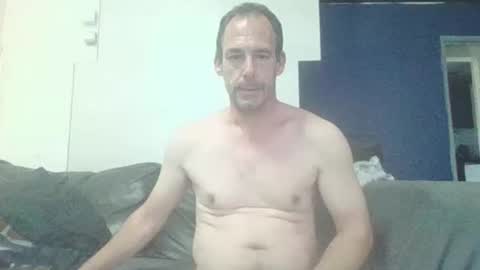 handsomeguy4ever online show from 24, 10, 2025