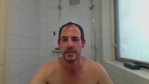 handsomeguy4ever online show from 2, 11, 2025