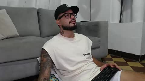 Snapshot of handsomen69 chatting on 19, 1, 2026 Handsomen online show from 19, 1, 2026