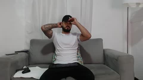 Snapshot of handsomen69 chatting on 24, 2, 2026 Handsomen online show from 24, 2, 2026