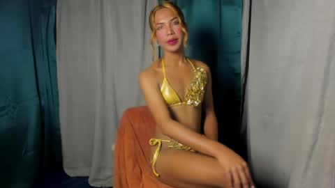 Snapshot of handsup_gabriella chatting on 19, 5, 2026 handsup_gabriella online show from 19, 5, 2026