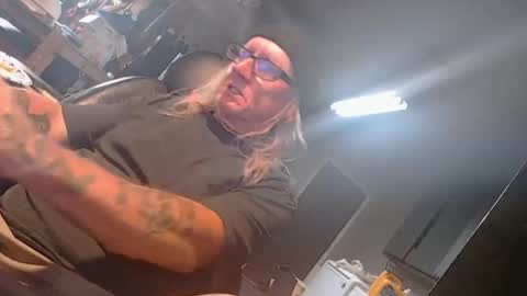 handystud33 online show from 1, 4, 2026