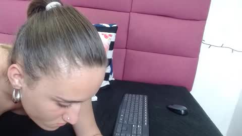 Snapshot of hanna__palmer1 chatting on 13, 1, 2025 Hanna Palmer online show from 13, 1, 2025