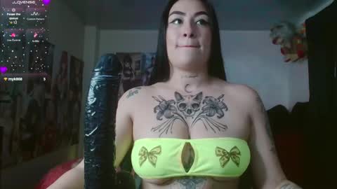 Snapshot of hanna_davis1 chatting on 12, 11, 2025 Hanna davis new account online show from 12, 11, 2025