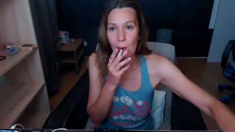Snapshot of hanna_ha chatting on 25, 6, 2026 hanna_ha online show from 25, 6, 2026