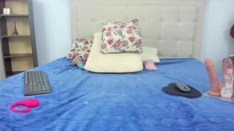 hanna_hornyx20 online show from 16, 5, 2026