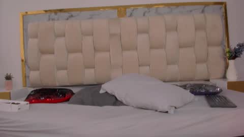 Hanna lens online show from 5, 2, 2026