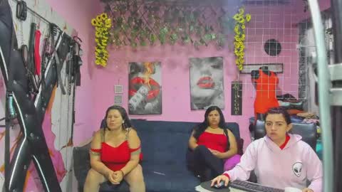 Snapshot of hanna_mature01 chatting on 15, 5, 2026 Hanna online show from 15, 5, 2026