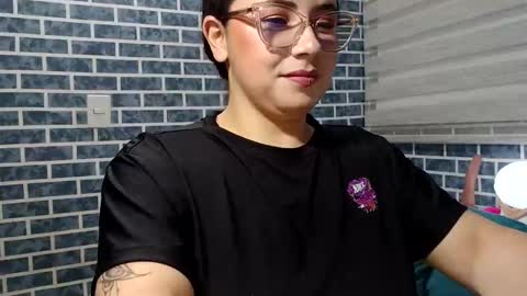 hanna_moons online show from 22, 4, 2026