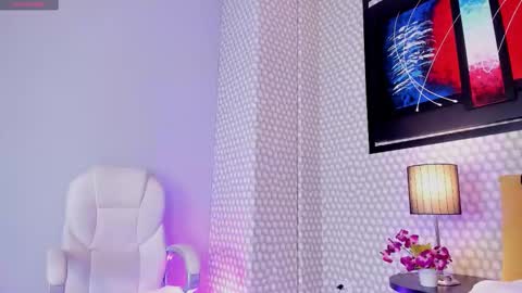 Snapshot of hannadowling_gh chatting on 2, 10, 2025 Hanna online show from 2, 10, 2025