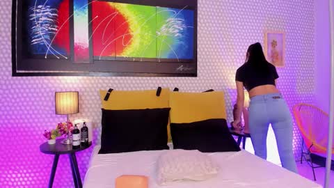 Hanna online show from 16, 11, 2025