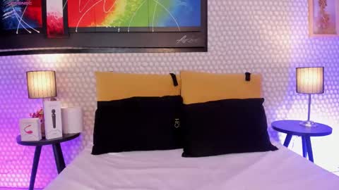 Snapshot of hannadowling_gh chatting on 20, 12, 2025 Hanna online show from 20, 12, 2025