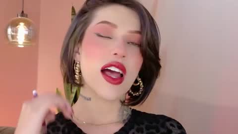Hannah  online show from 14, 6, 2026