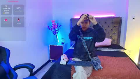 HannahBlue  online show from 3, 3, 2026