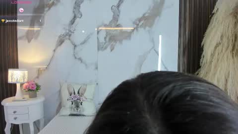 Hannahill69 online show from 7, 2, 2026