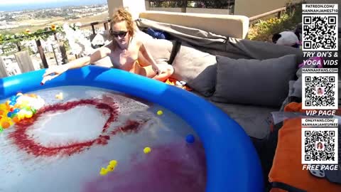 Hannah James online show from 30, 3, 2026