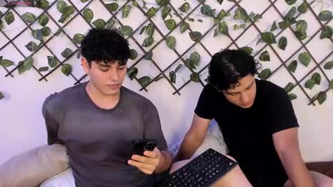 hans and andres online show from 25, 2, 2026