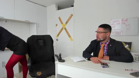 Happer Quinn  Mr Hale online show from 5, 12, 2025