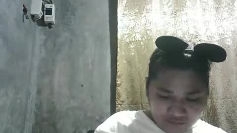 happy00725310 online show from 28, 11, 2025