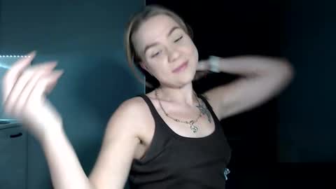 Snapshot of happy_fox_ chatting on 24, 11, 2025 happy_fox_ online show from 24, 11, 2025