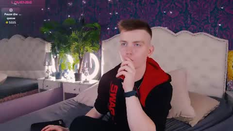Snapshot of happydeimos chatting on 18, 7, 2026 happydeimos online show from 18, 7, 2026