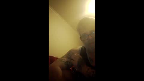 Snapshot of happydick69a chatting on 2, 2, 2026 happydick69a online show from 2, 2, 2026