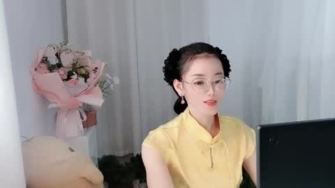 Snapshot of happyflower802318 chatting on 29, 4, 2026 Daisy online show from 29, 4, 2026