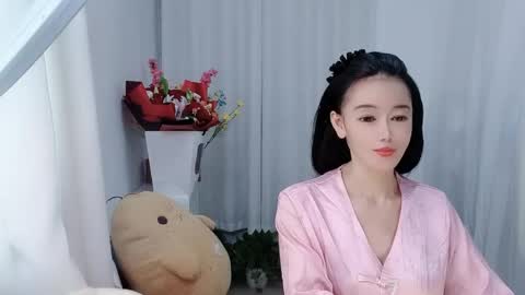 Snapshot of happyflower802318 chatting on 18, 5, 2026 Daisy online show from 18, 5, 2026