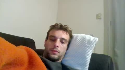 Snapshot of happyfunnyboy79 chatting on 21, 5, 2026 happyfunnyboy79 online show from 21, 5, 2026