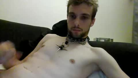 Snapshot of happyfunnyboy79 chatting on 27, 5, 2026 happyfunnyboy79 online show from 27, 5, 2026