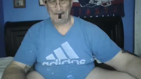 Snapshot of happyhappy4 chatting on 9, 2, 2025 happyhappy4 online show from 9, 2, 2025