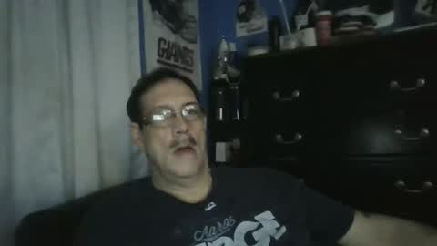 Snapshot of happyhappy4 chatting on 24, 11, 2025 happyhappy4 online show from 24, 11, 2025