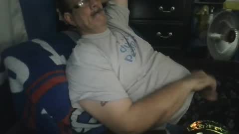 Snapshot of happyhappy4 chatting on 6, 1, 2026 happyhappy4 online show from 6, 1, 2026