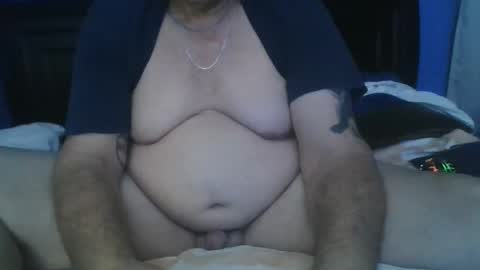 Snapshot of happyhappy4 chatting on 7, 1, 2026 happyhappy4 online show from 7, 1, 2026