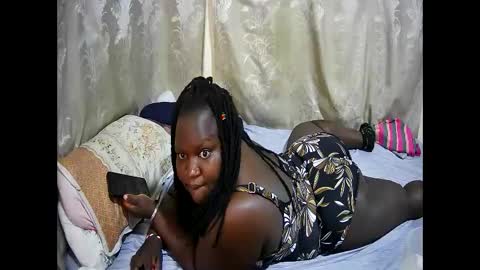 Snapshot of happysonia chatting on 6, 5, 2026 happysonia online show from 6, 5, 2026