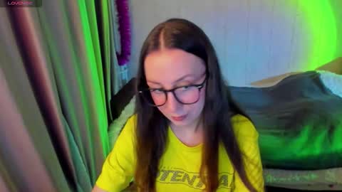 Stephanie online show from 6, 11, 2025