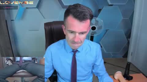 Snapshot of hard_and_juici chatting on 23, 6, 2026 Steve online show from 23, 6, 2026