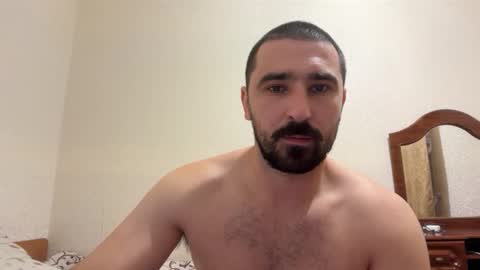 Snapshot of hard_to_obey chatting on 26, 10, 2025 Vadim online show from 26, 10, 2025