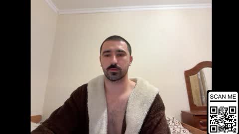 Snapshot of hard_to_obey chatting on 31, 10, 2025 Vadim online show from 31, 10, 2025