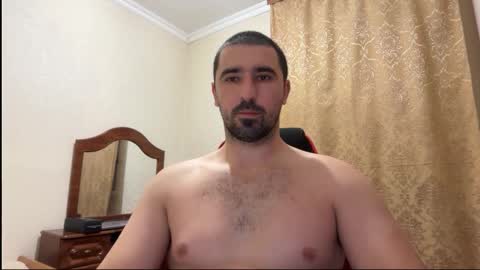 Snapshot of hard_to_obey chatting on 25, 11, 2025 Vadim online show from 25, 11, 2025