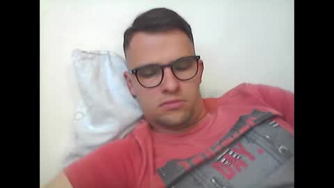 hardboylovemilfmoom online show from 26, 4, 2026