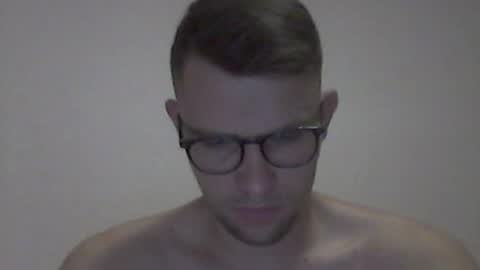hardboylovemilfmoom online show from 30, 6, 2026