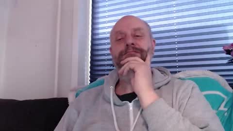 MrLazy online show from 14, 2, 2026