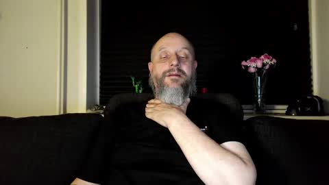 MrLazy online show from 18, 4, 2026