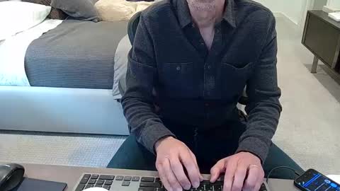 Straight Exhibitionist All Welcome online show from 10, 2, 2025