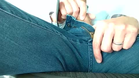 Straight Exhibitionist All Welcome online show from 24, 2, 2025