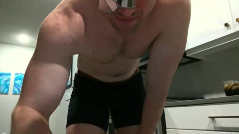 hardtoswallow1 online show from 24, 2, 2026